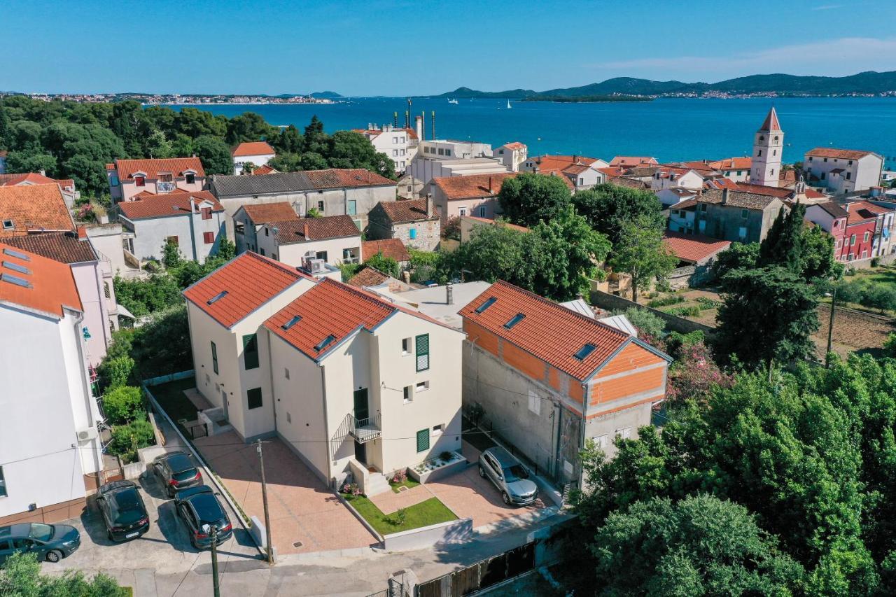 Apartments Mila Sveti Filip i Jakov Exteriör bild